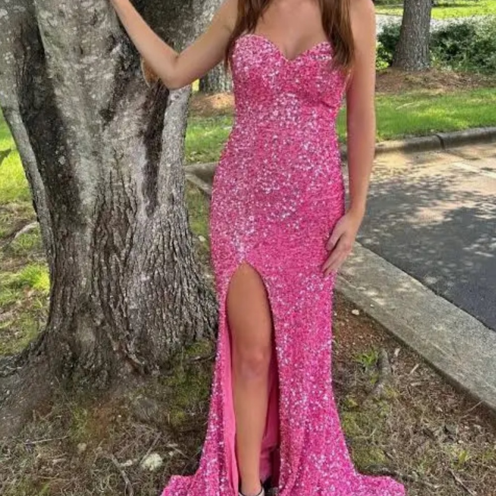 Portia and Scarlett pink prom dress
